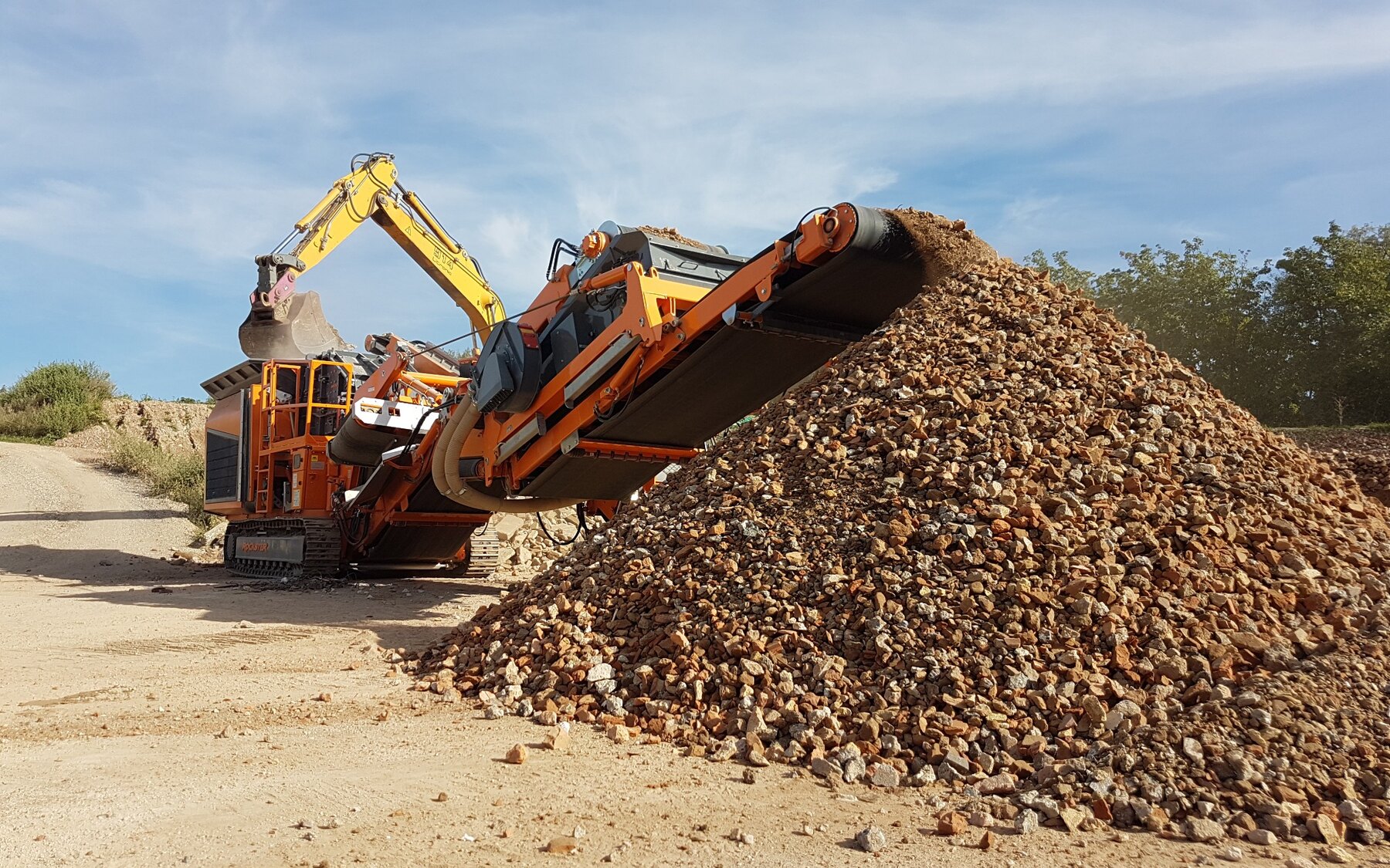 KOBER Brecheranlage bei der Aufbereitung mineralischer Baurestmassen